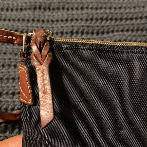 Dooney & Bourke crossbody purse - Picture 6 of 14